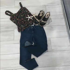 Jessica Simpson crop zip jeans size 26